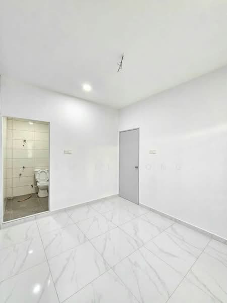 Rumah Banglo untuk Dijual di Kampung Melayu Lima Kedai (Skudai) - Daniel Yong - Bathroom - PropertyGuru.com.my