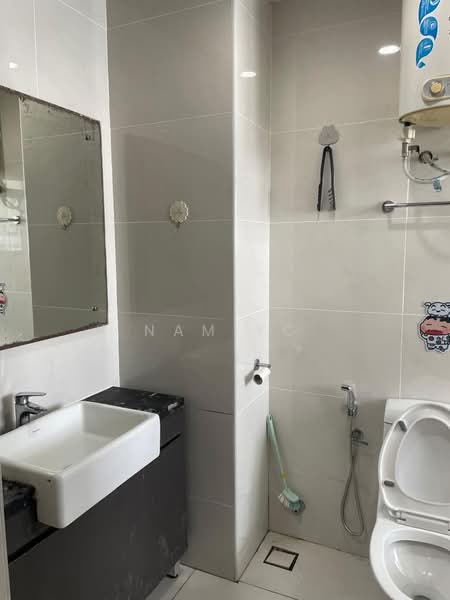 Condominium for Rent at Royal Strand @ Country Garden Danga Bay - Nam YC - PropertyGuru.com.my