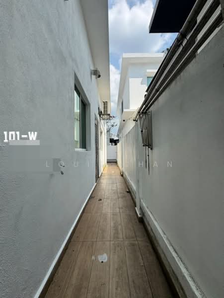 Semi-Detached House for Sale in Bandar Botanic (Klang) - Louis Chan - PropertyGuru.com.my