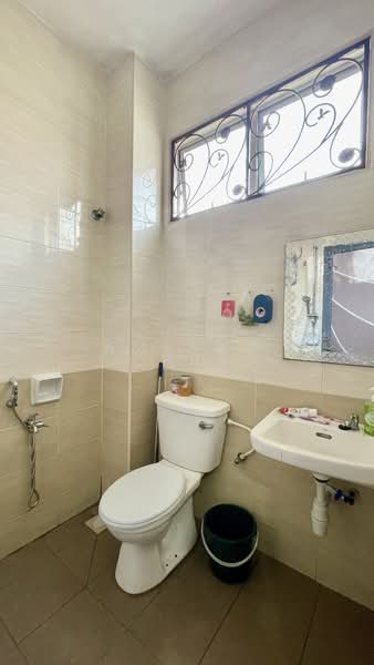 2-storey Terraced House for Sale in Klang (Selangor) - Amenny Chua - Bathroom - PropertyGuru.com.my