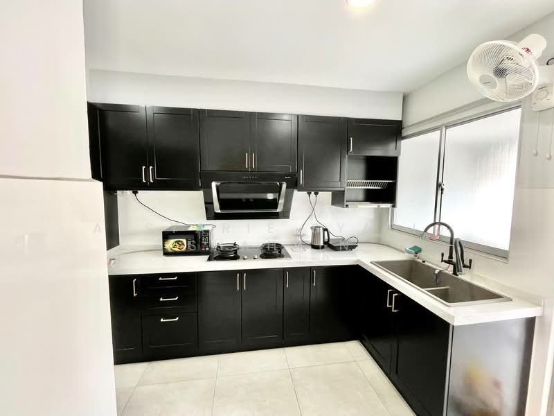 Rumah Teres untuk Dijual di Petaling Jaya (Selangor) - Absyarie Syafiq Shahrin - Kitchen - PropertyGuru.com.my