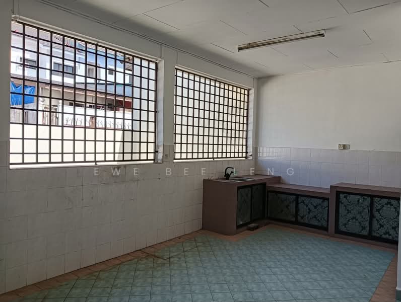 Rumah Teres 2 Tingkat untuk Dijual di Johor Bahru (Johor) - Ewe Bee Leng - Kitchen - PropertyGuru.com.my