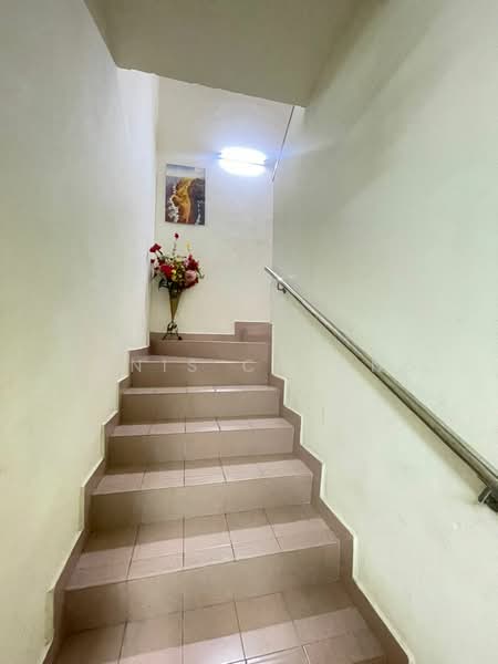2-storey Terraced House for Sale in Batu Caves (Selangor) - Yanis Cheong - Corridor - PropertyGuru.com.my