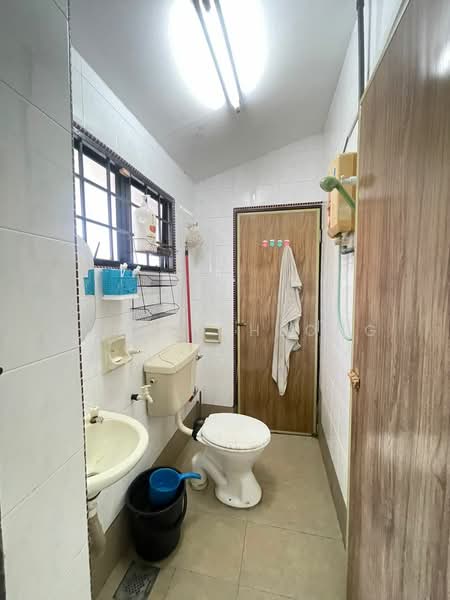 Rumah Teres 2 Tingkat untuk Dijual di Taman Selayang Utama (Selayang) - Yanis Cheong - Bathroom - PropertyGuru.com.my