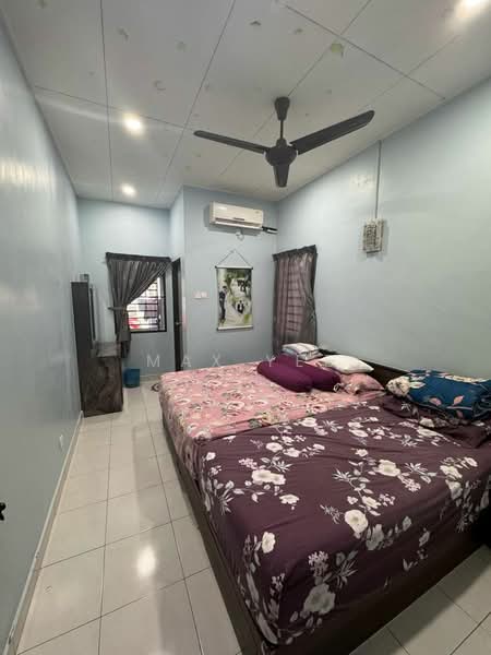 Rumah Teres 1 Tingkat untuk Dijual di Bandar Putra (Kulai) - Max Yee - Bedroom - PropertyGuru.com.my
