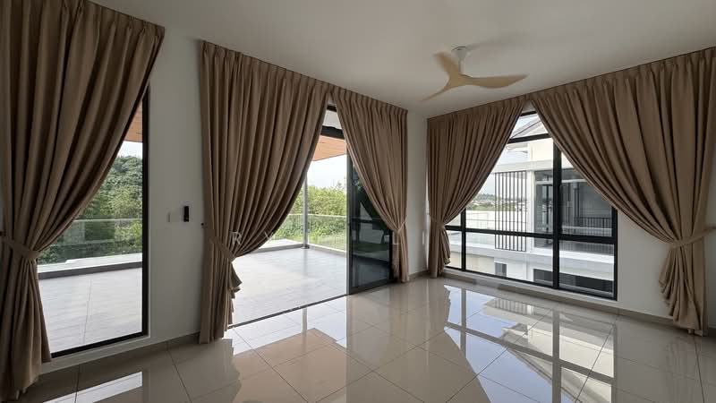 Cluster House for Sale in Horizon Hills (Iskandar Puteri (Nusajaya)) - Rynn Lim - Balcony - PropertyGuru.com.my
