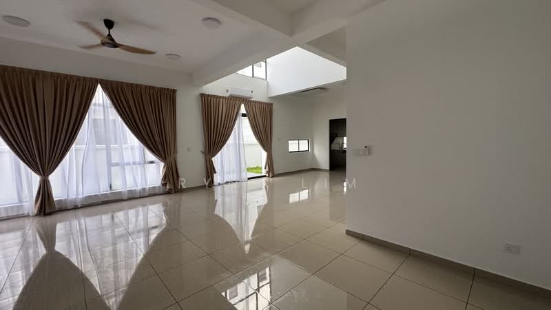 Cluster House for Sale in Horizon Hills (Iskandar Puteri (Nusajaya)) - Rynn Lim - Living Room - PropertyGuru.com.my