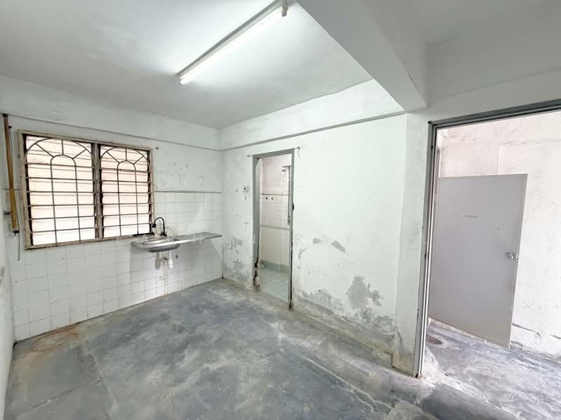 Pangsapuri untuk Dijual di Pangsapuri Putra Harmoni - Farhan Rafael - Interior - PropertyGuru.com.my