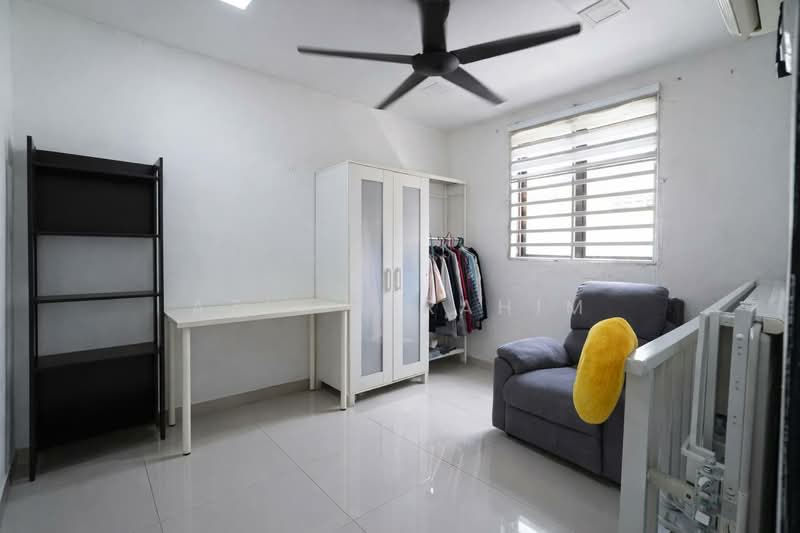 2-storey Terraced House for Sale in Lembah Keramat (Ulu Kelang) - Azli Ibrahim - Bedroom - PropertyGuru.com.my