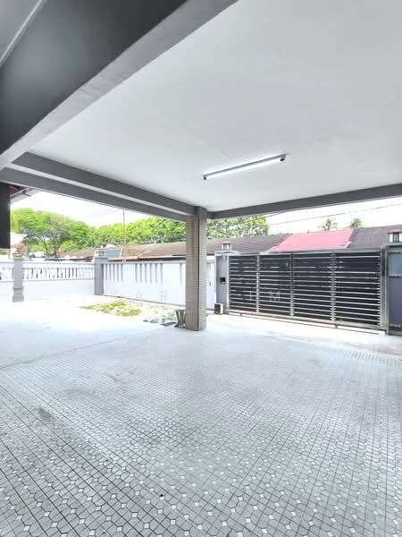 Rumah Berkembar untuk Dijual di Taman Sentosa (Johor Bahru) - Karl Lim - Exterior - PropertyGuru.com.my