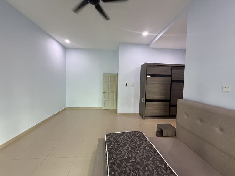 Rumah Teres 2 Tingkat untuk Dijual di Taman Evergreen Heights (Batu Pahat) - Lee Kee - Bedroom - PropertyGuru.com.my