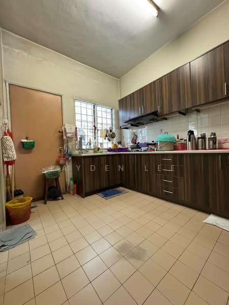 Rumah Teres 2 Tingkat untuk Dijual di BANDAR PUCHONG JAYA (Puchong) - Jayden Lee - Kitchen - PropertyGuru.com.my