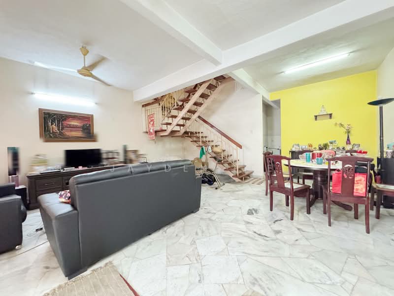 Rumah Teres 2 Tingkat untuk Dijual di BANDAR PUCHONG JAYA (Puchong) - Jayden Lee - Living Room - PropertyGuru.com.my