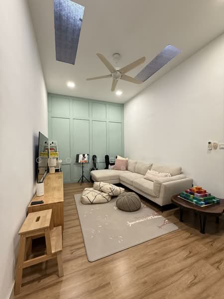 2-storey Terraced House for Sale in Usj 2 (Subang Jaya) - Chorng Tyng Yap - Living Room - PropertyGuru.com.my