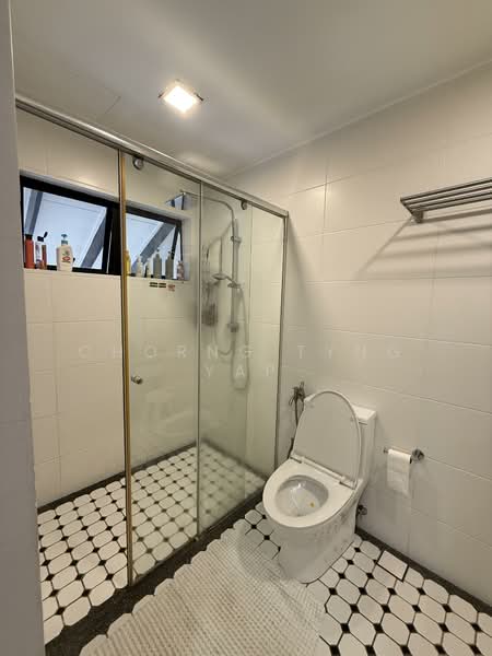 2-storey Terraced House for Sale in Usj 2 (Subang Jaya) - Chorng Tyng Yap - Bathroom - PropertyGuru.com.my