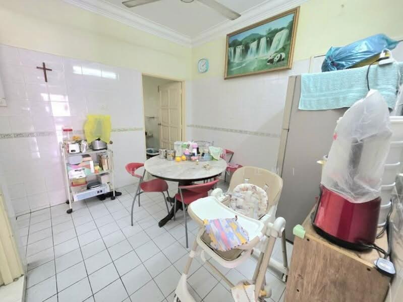 2-storey Terraced House for Sale in Kota Kemuning (Shah Alam) - Kho Daniel - Kitchen - PropertyGuru.com.my