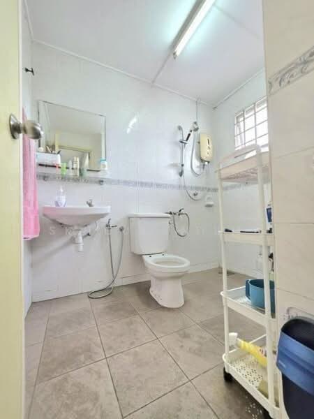 2-storey Terraced House for Sale in Kota Kemuning (Shah Alam) - Kho Daniel - Bathroom - PropertyGuru.com.my