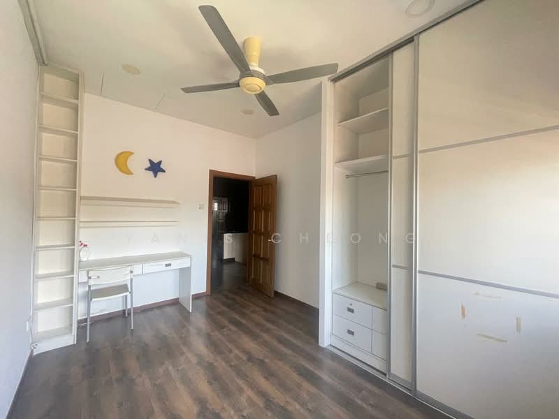 2-storey Terraced House for Sale in Taman Wangsa Permai (Kepong) - Yanis Cheong - Bedroom - PropertyGuru.com.my