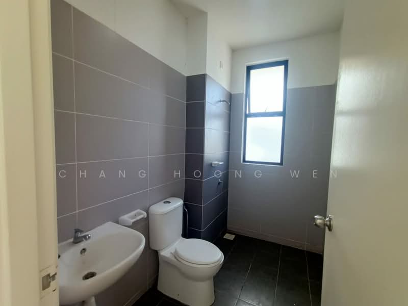 2-storey Terraced House for Rent in Taman Sri Penawar (Harmonia 3) (Pengerang) - Chang Hoong Wen - Bathroom - PropertyGuru.com.my