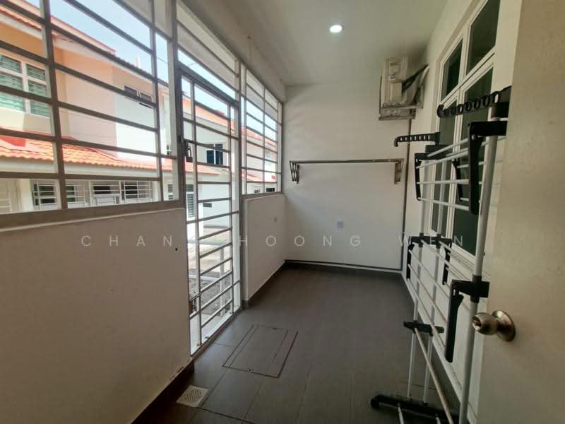 Rumah Teres 2-Tingkat untuk Disewa di Taman Sri Penawar (Harmonia 3) (Pengerang) - Chang Hoong Wen - Balcony - PropertyGuru.com.my