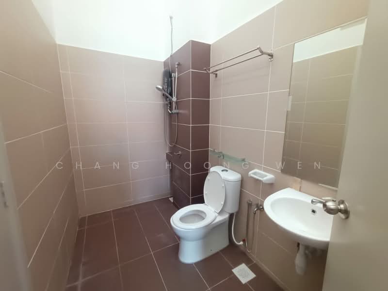 Rumah Teres 2-Tingkat untuk Disewa di Taman Sri Penawar (Harmonia 3) (Pengerang) - Chang Hoong Wen - Bathroom - PropertyGuru.com.my