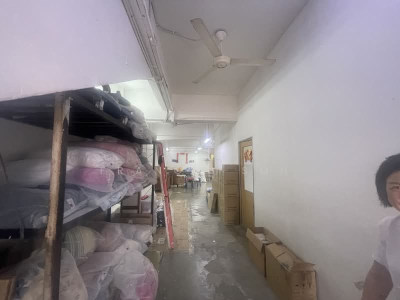 Kedai untuk Disewa di Taman Ehsan (Kepong) - Francis Soh - Interior - PropertyGuru.com.my