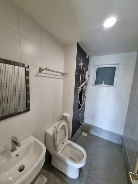 Service Residence for Rent at D'Tasek Residences (Tasek Impian) - Eric Chuah - Bathroom - PropertyGuru.com.my