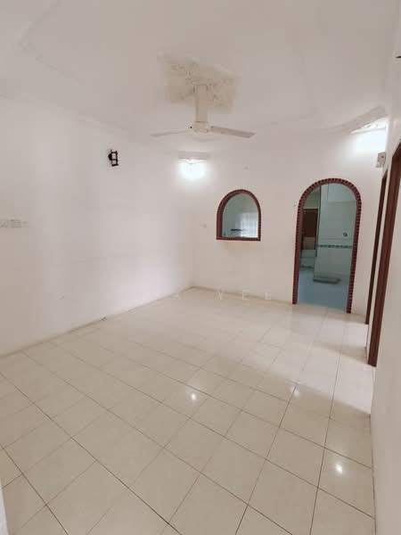 1-storey Terraced House for Rent in Bandar Putra (Kulai) - Max Yee - Interior - PropertyGuru.com.my