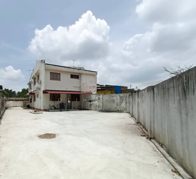 Semi-Detached House for Sale in Taman Mansion (Ipoh) - Joline YEOW - Exterior - PropertyGuru.com.my