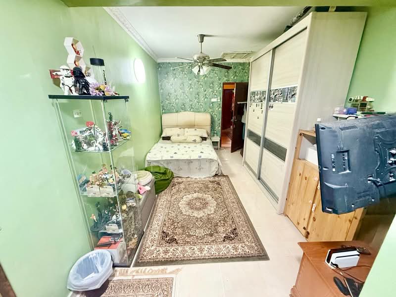 Rumah Teres 2 Tingkat untuk Dijual di Taman Desaria (Petaling Jaya) - Syakila Mokhtar - Bedroom - PropertyGuru.com.my