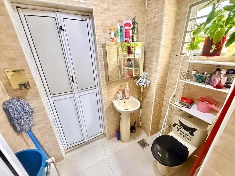 Rumah Teres 2 Tingkat untuk Dijual di Taman Desaria (Petaling Jaya) - Syakila Mokhtar - Bathroom - PropertyGuru.com.my