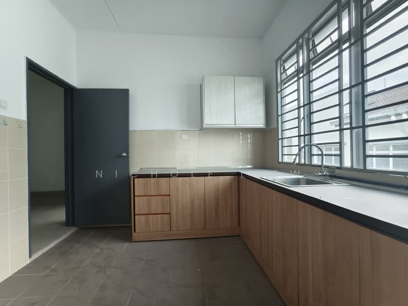 Rumah Bandar untuk Dijual di Taman Bukit Semenyih 3 (Semenyih) - Nichole Liew - Kitchen - PropertyGuru.com.my