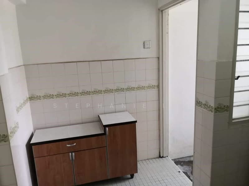Pangsapuri untuk Disewa di Mutiara Ria - Stephanie Lim - Kitchen - PropertyGuru.com.my