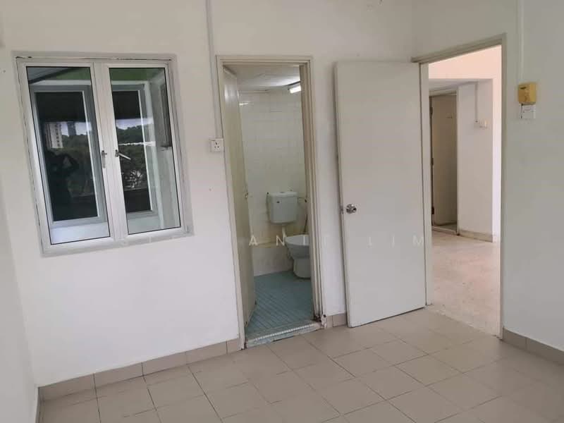 Pangsapuri untuk Disewa di Mutiara Ria - Stephanie Lim - Bathroom - PropertyGuru.com.my