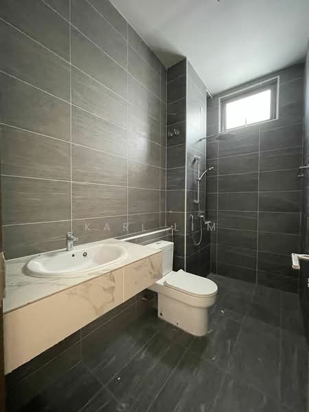 Semi-Detached House for Sale in Nusa Sentral (Iskandar Puteri (Nusajaya)) - Karl Lim - Bathroom - PropertyGuru.com.my