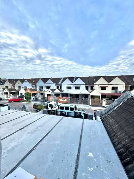 1.5-storey Terraced House for Sale in Bandar Baru Permas Jaya (Permas Jaya) - Karl Lim - Exterior - PropertyGuru.com.my