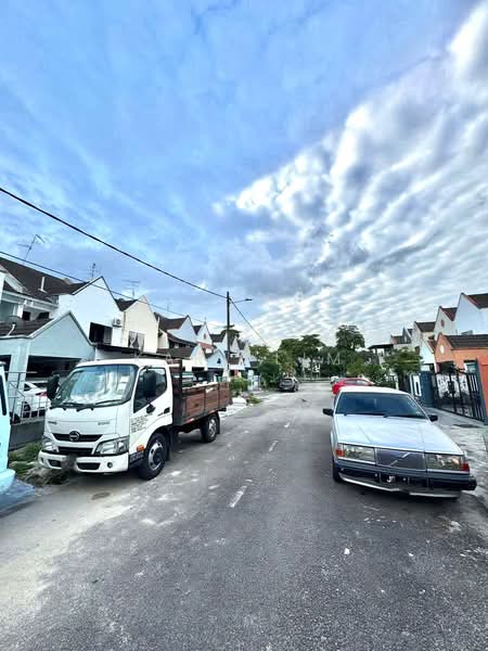 1.5-storey Terraced House for Sale in Bandar Baru Permas Jaya (Permas Jaya) - Karl Lim - Exterior - PropertyGuru.com.my