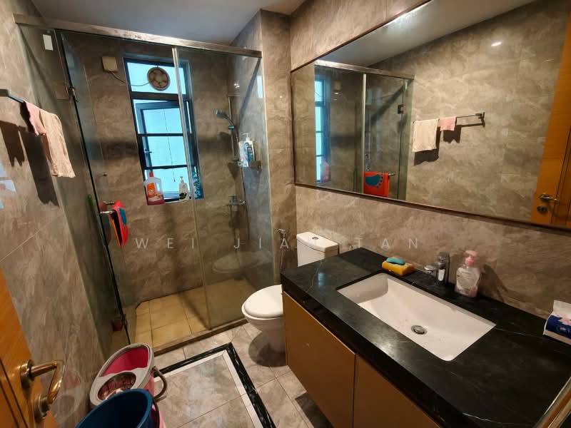 Service Residence for Sale at R&F Princess Cove Phase 1 - Wei Jian Tan - Bathroom - PropertyGuru.com.my
