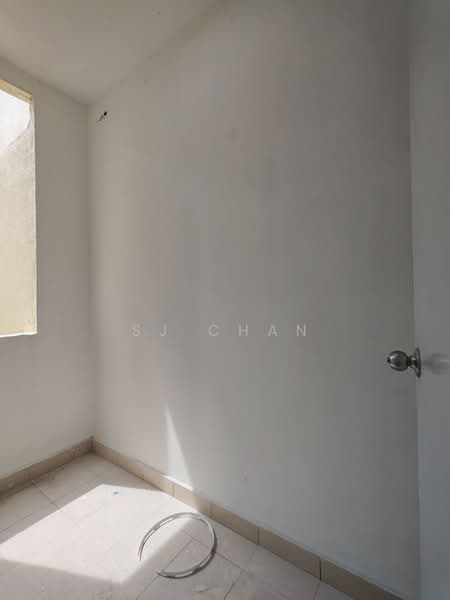 Service Residence for Rent at Taman Molek - SJ CHAN - PropertyGuru.com.my