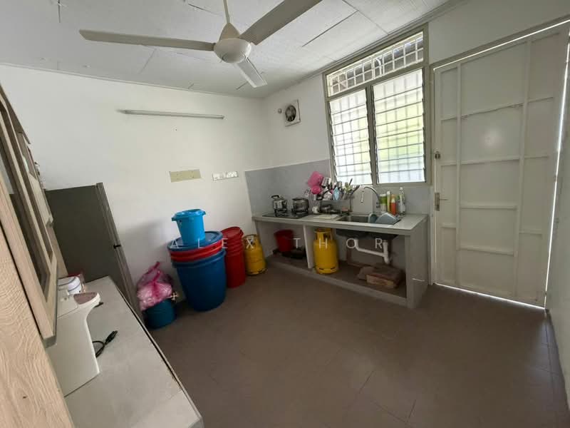 Rumah Teres 1 Tingkat untuk Dijual di Bayan Baru (Penang) - Alex Thor - Kitchen - PropertyGuru.com.my