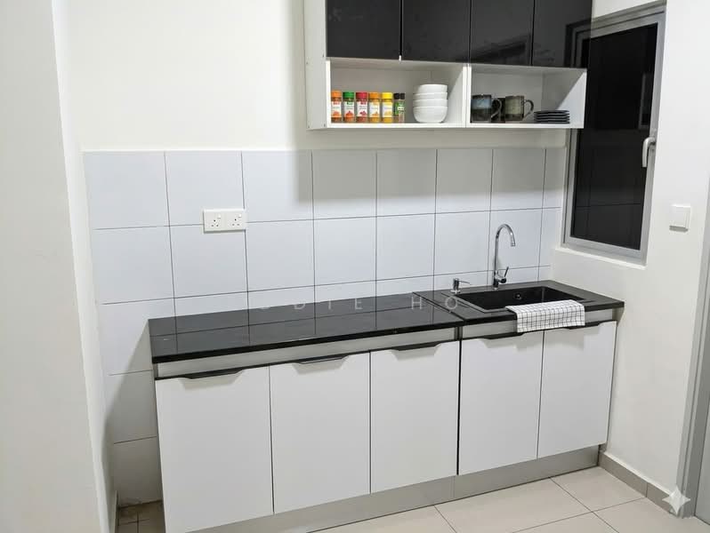 Condominium for Rent at Residensi Dutamas Dahlia - Eddie Ho - Kitchen - PropertyGuru.com.my