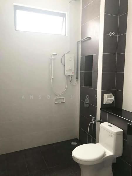 Cluster House for Sale in Bukit Indah (Iskandar Puteri (Nusajaya)) - Anson Hiong - Bathroom - PropertyGuru.com.my