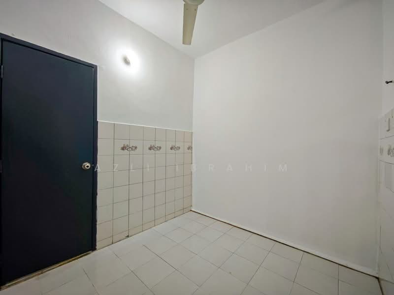 2-storey Terraced House for Sale in Bandar Bukit Puchong (Puchong) - Azli Ibrahim - Interior - PropertyGuru.com.my