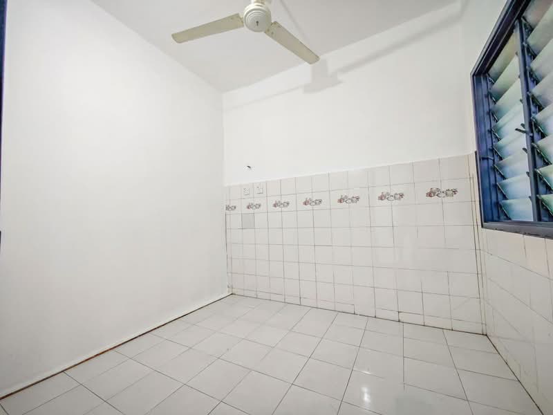 2-storey Terraced House for Sale in Bandar Bukit Puchong (Puchong) - Azli Ibrahim - Interior - PropertyGuru.com.my