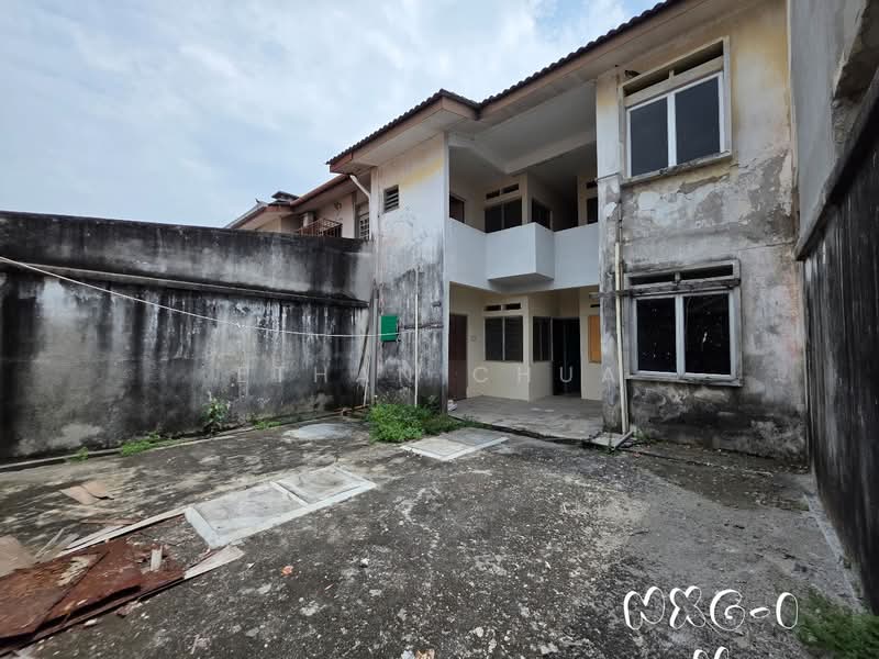 2-storey Terraced House for Sale in Port Klang (Pelabuhan Klang) (Selangor) - Ethan Chua - Exterior - PropertyGuru.com.my