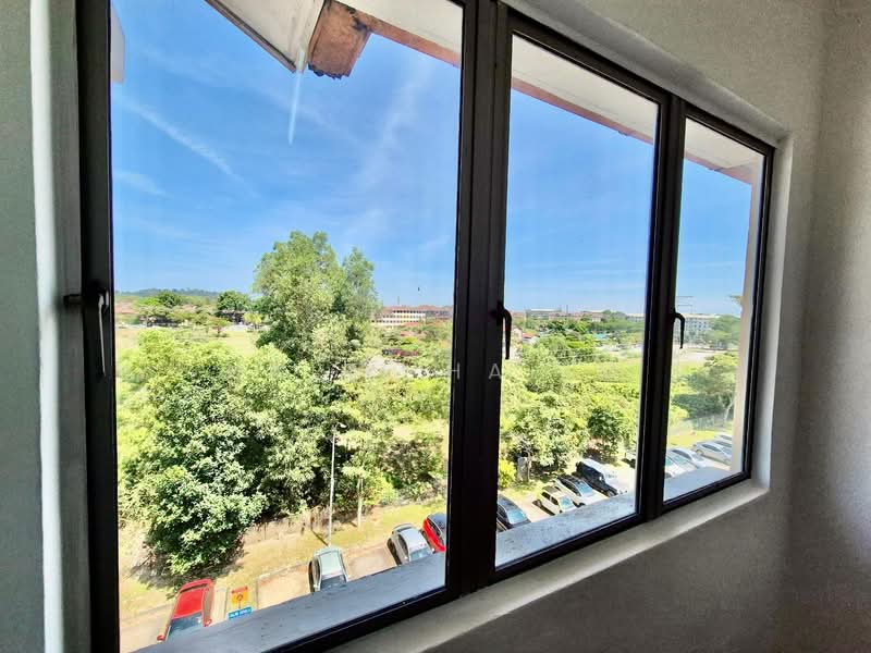 Apartment for Sale at Lili - Hairi Halim - PropertyGuru.com.my