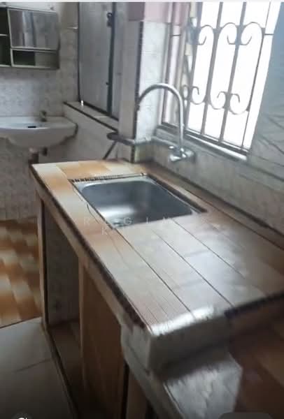 Flat for Sale at Flat Taman Ungku Tun Aminah - Regina Khor - Kitchen - PropertyGuru.com.my