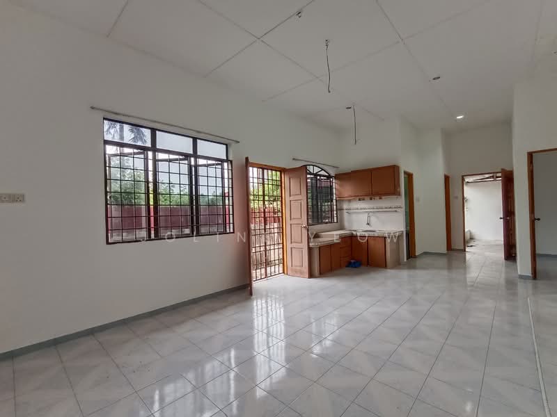 Rumah Banglo untuk Dijual di Kampung Simee (Ipoh) - Joline YEOW - Kitchen - PropertyGuru.com.my