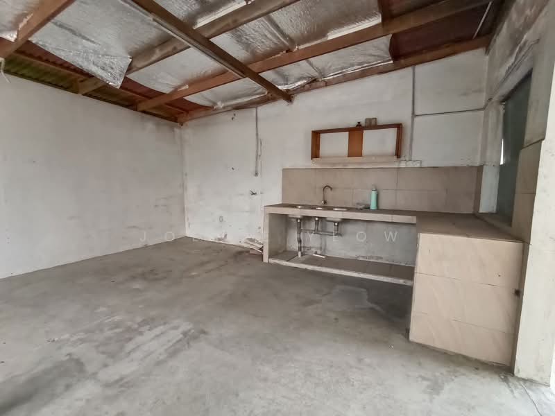 Rumah Banglo untuk Dijual di Kampung Simee (Ipoh) - Joline YEOW - Kitchen - PropertyGuru.com.my