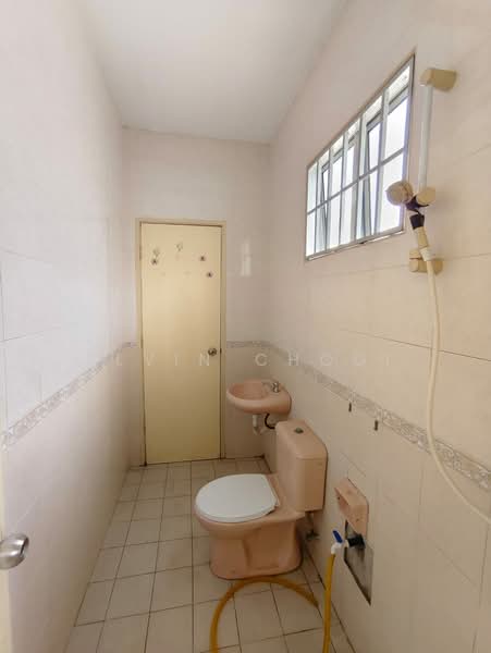 2-storey Terraced House for Sale in Kajang (Selangor) - Elvin Chooi - Bathroom - PropertyGuru.com.my